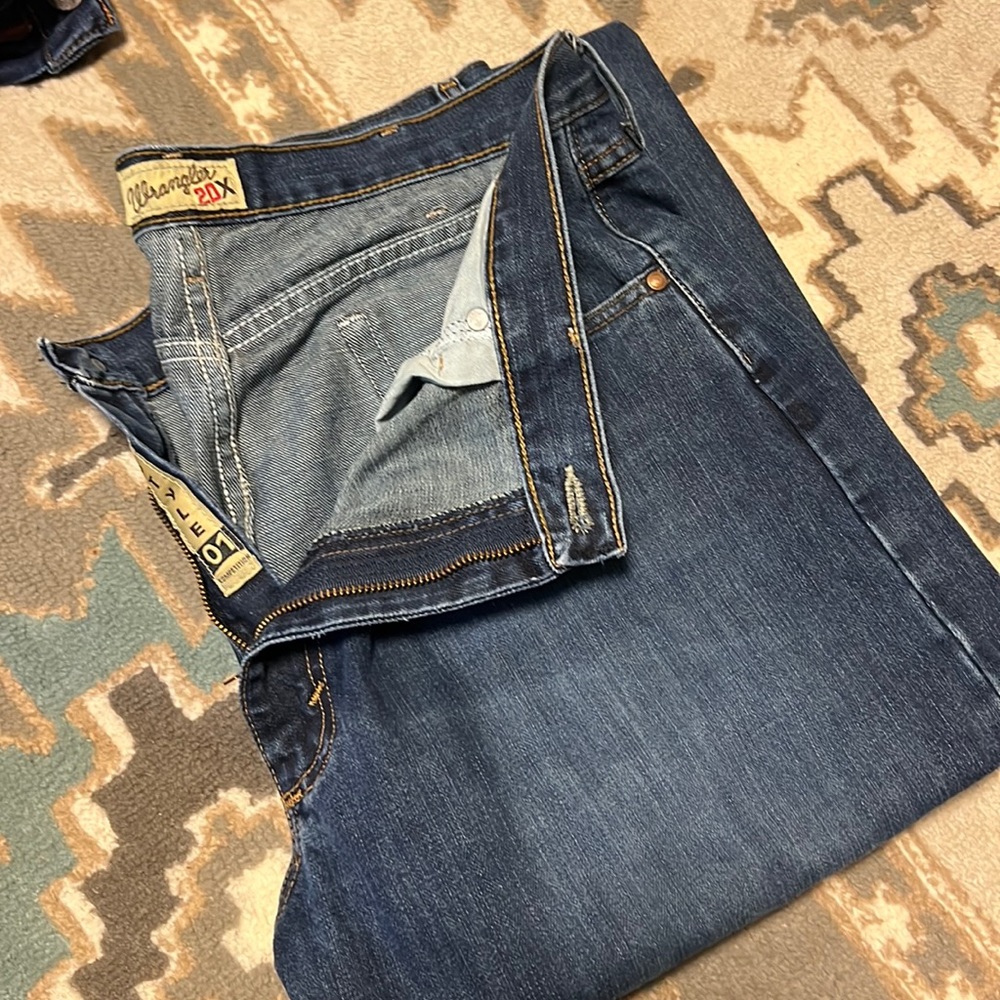 Men’s wrangler style 01